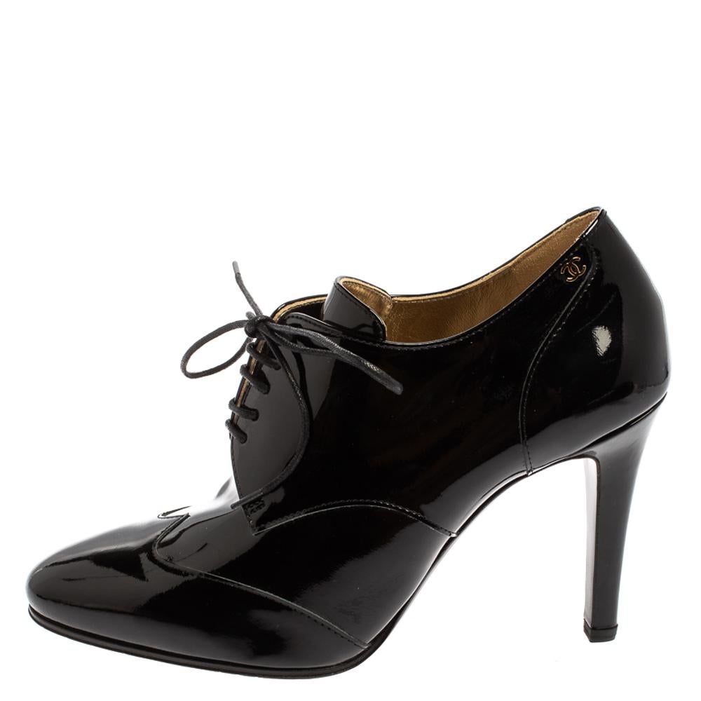 Chanel Black Patent Leather CC Lace Up Derby Booties Size 37 3