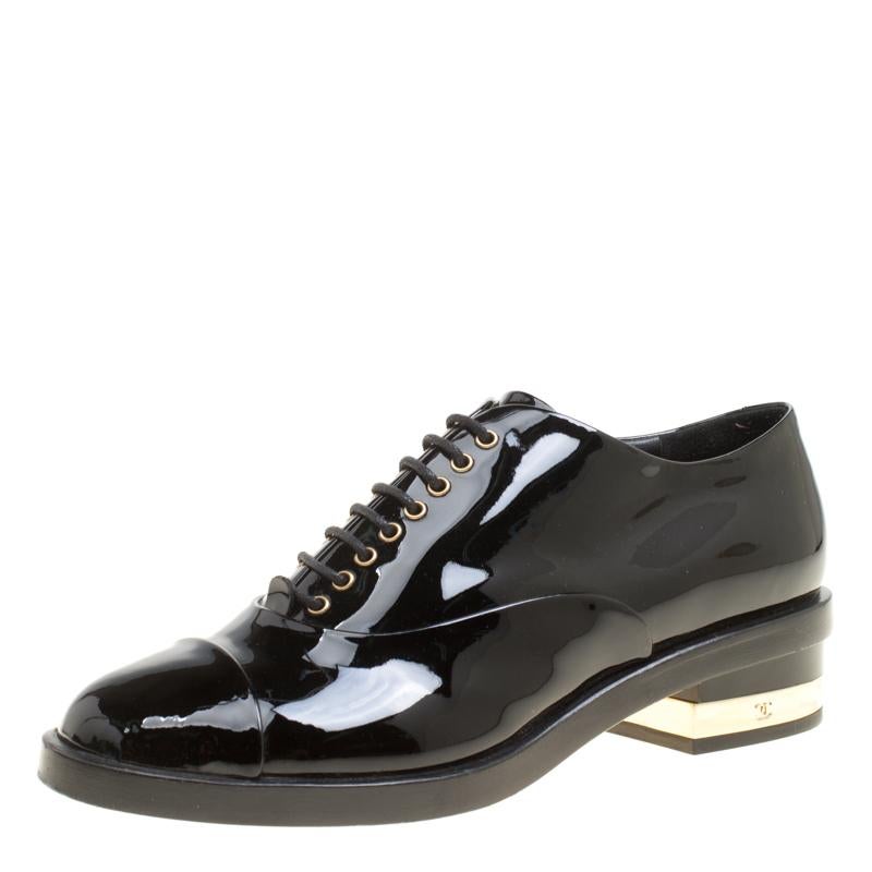 Chanel Black Patent Leather CC Lace Up Oxfords Size 35