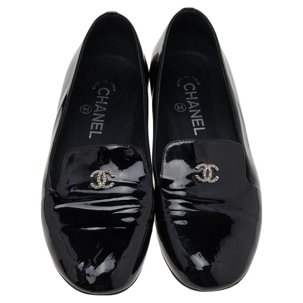 chanel pearl loafers