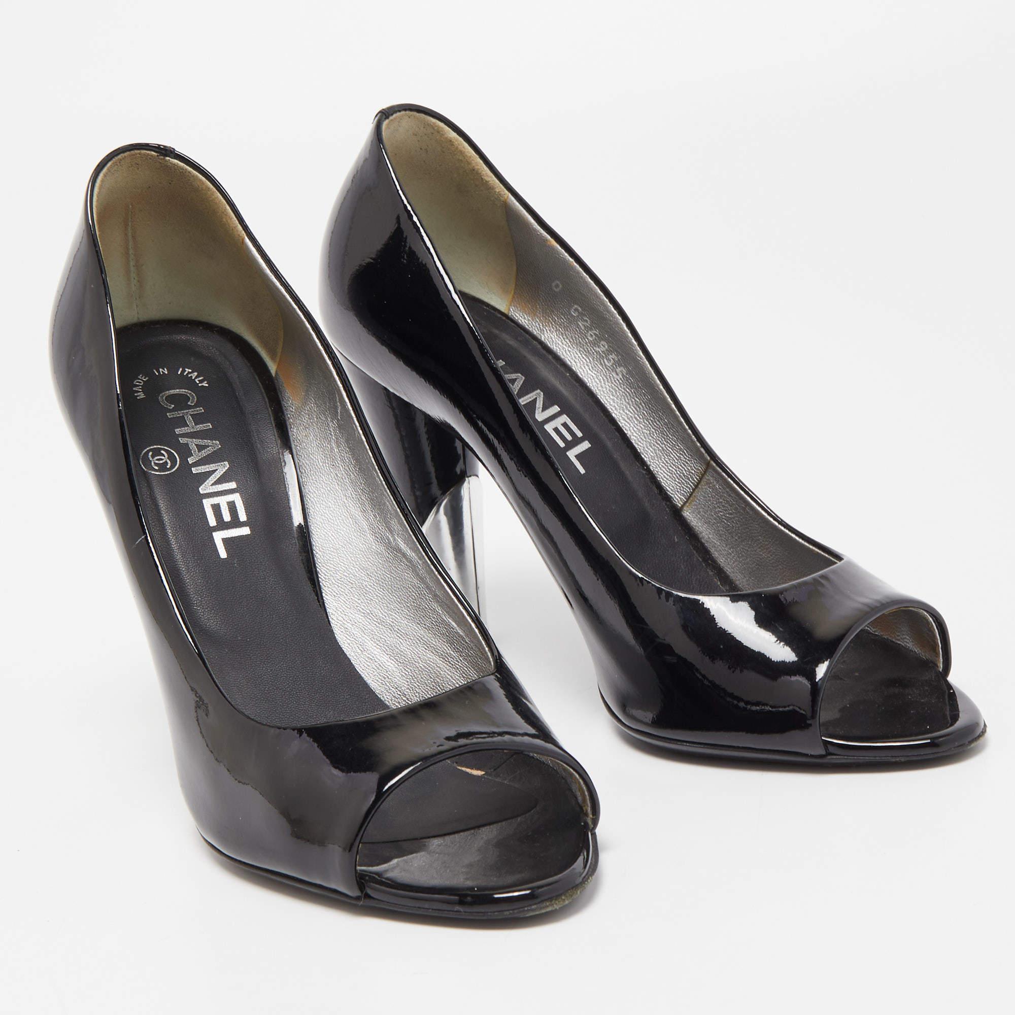 Chanel Black Patent Leather CC Peep Toe Pumps Size 36.5 For Sale 1