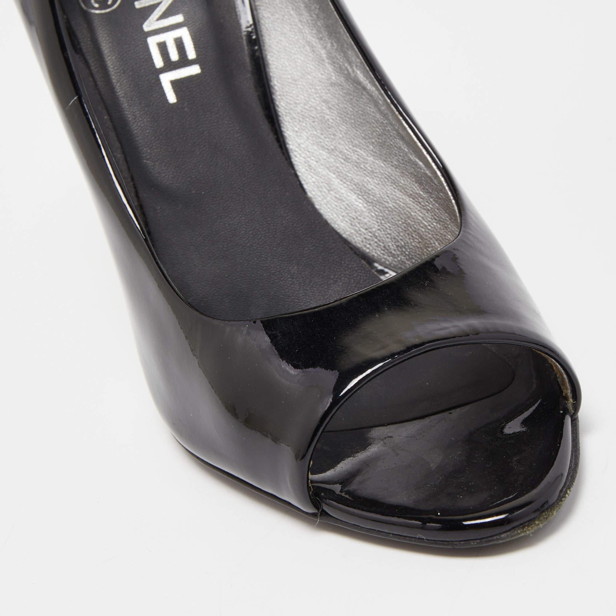 Chanel Black Patent Leather CC Peep Toe Pumps Size 36.5 For Sale 4