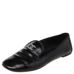 Chanel Black Leather House Slippers w/ CC sz 37 at 1stDibs  chanel house  slippers, chanel bedroom slippers, chanel slippers