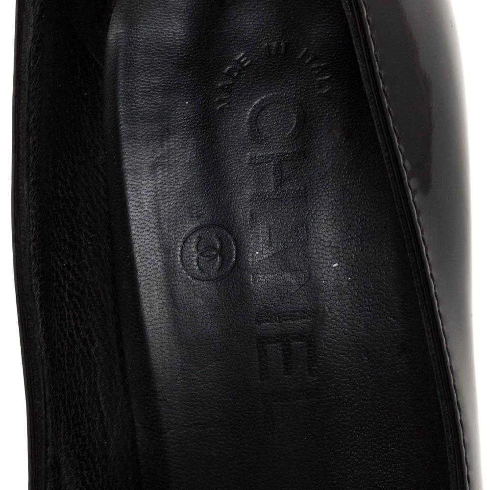 Chanel Black Patent Leather Chain Detail Cap Toe Pumps Size 38.5 3