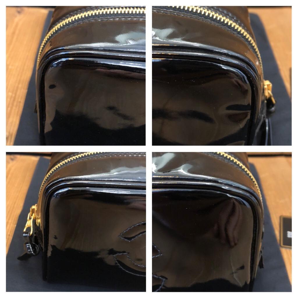 Vintage CHANEL Schwarzes Lackleder Kosmetiktasche Clutch Bag (modifiziert) im Angebot 1