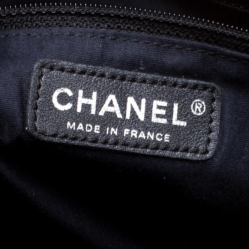 Chanel Black Patent Leather Crystal CC Bon Bon Tote 4