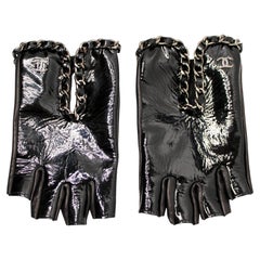 Chanel Black Patent Leather Fingerless Gloves With Silver-Tone Chain-Link Trim