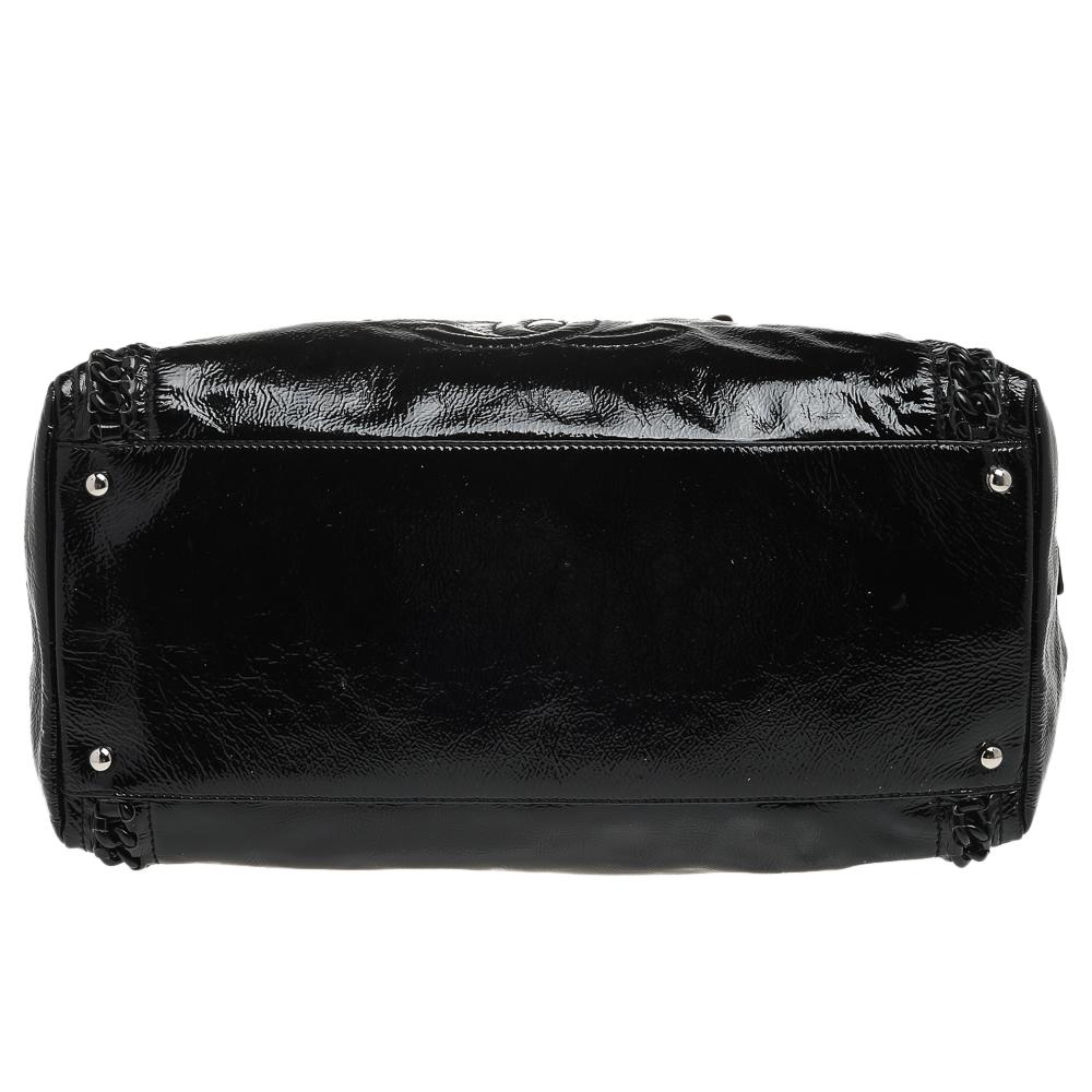 Chanel Black Patent Leather Large Luxe Ligne Bowler Bag In Good Condition In Dubai, Al Qouz 2