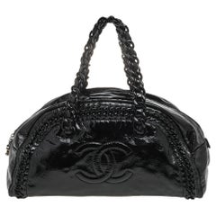 Chanel Chanel Schwarzes Lackleder Große Luxe Ligne Bowlertasche