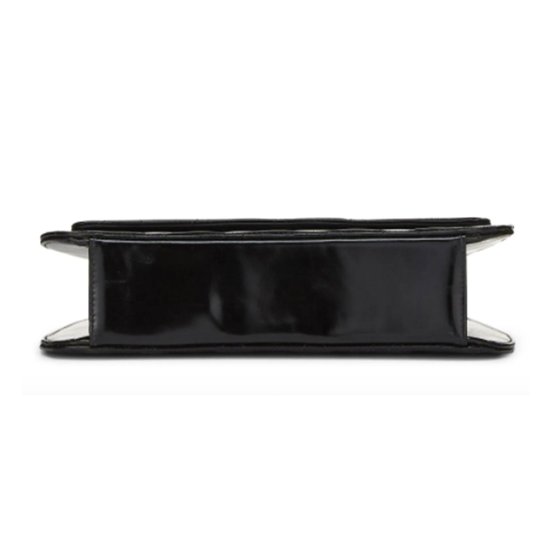 Chanel Black Patent Leather Name Plate Top Handle Shoulder Bag For Sale 2