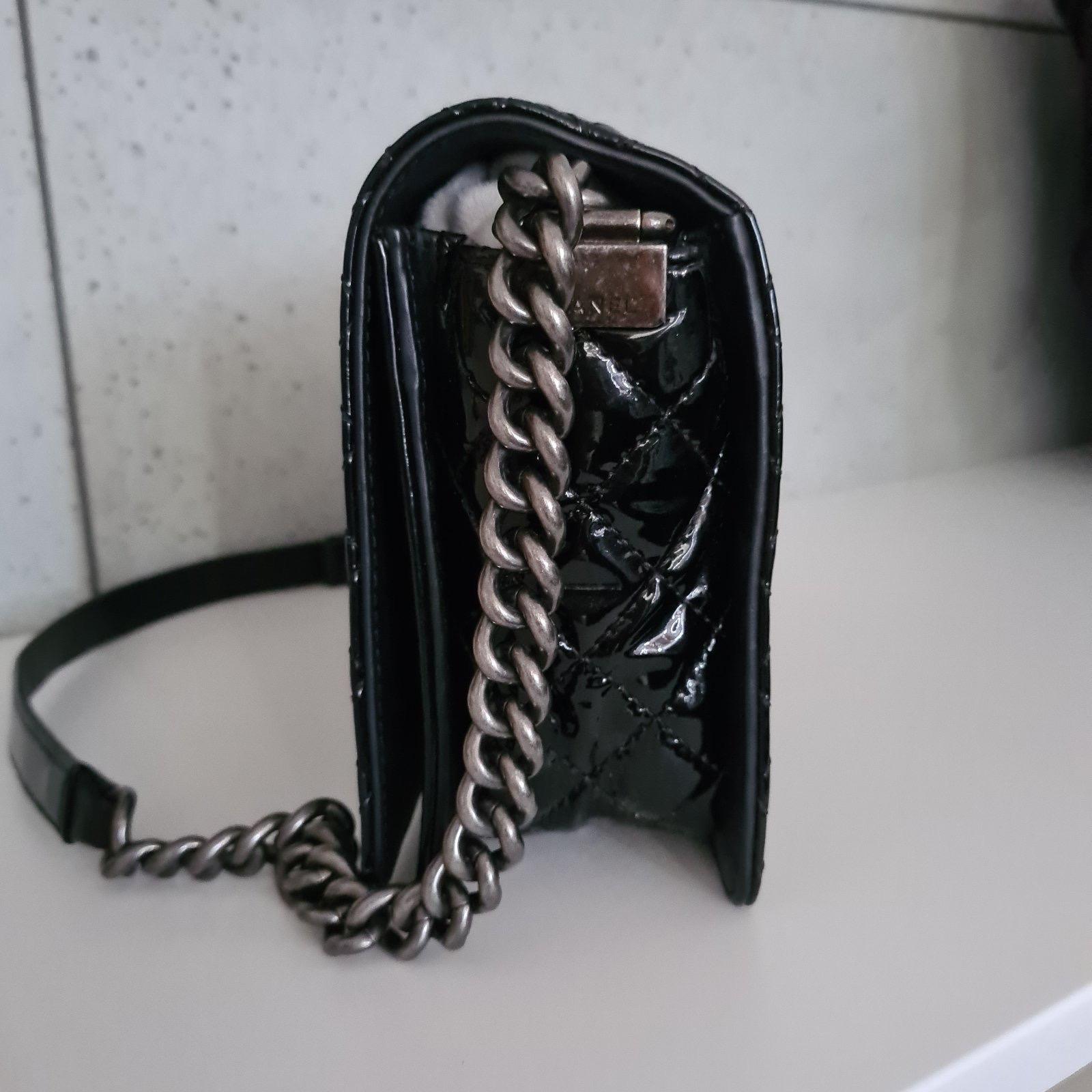 Chanel Black Patent Leather New Medium Boy Bag  9