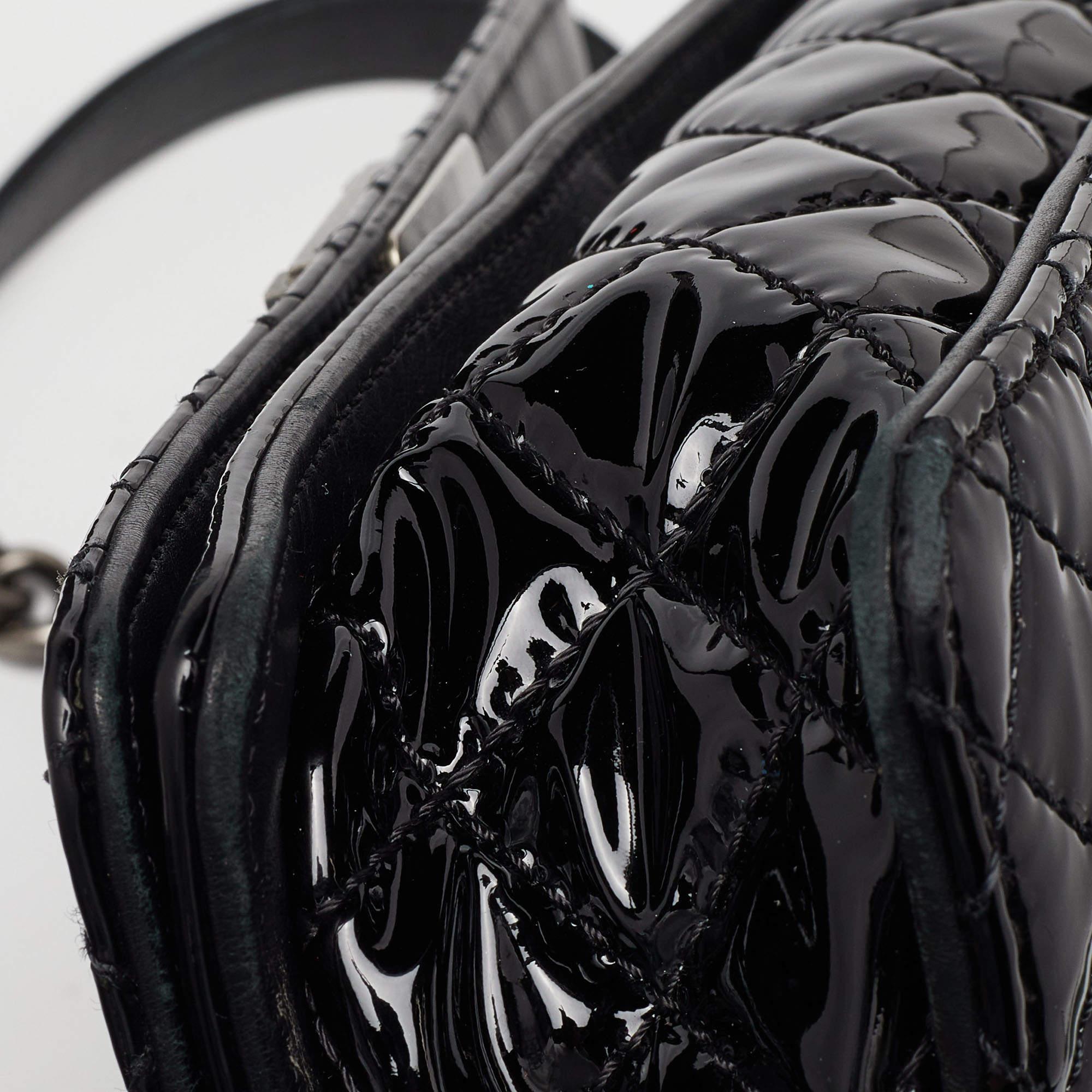 Chanel Black Patent Leather New Medium Reverso Boy Flap Bag For Sale 8
