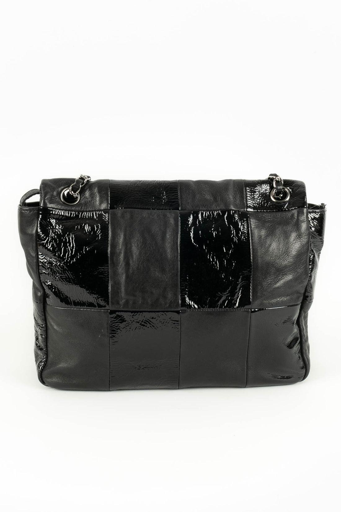 Chanel Black Patent Leather Patchwork Bag, 2006/2007 In Good Condition For Sale In SAINT-OUEN-SUR-SEINE, FR