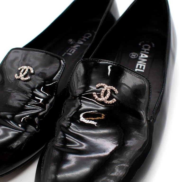 Chanel Black Patent Leather Pearl Heel Loafers - US 9.5 For Sale at 1stDibs