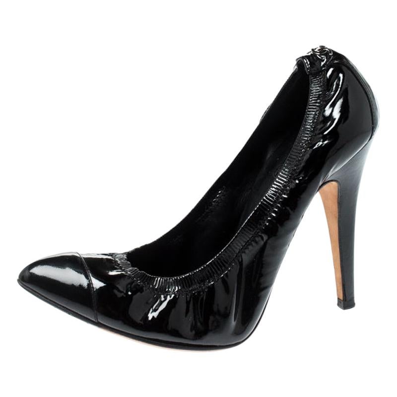 Chanel Black Patent Leather Pointed Toe Pumps 39