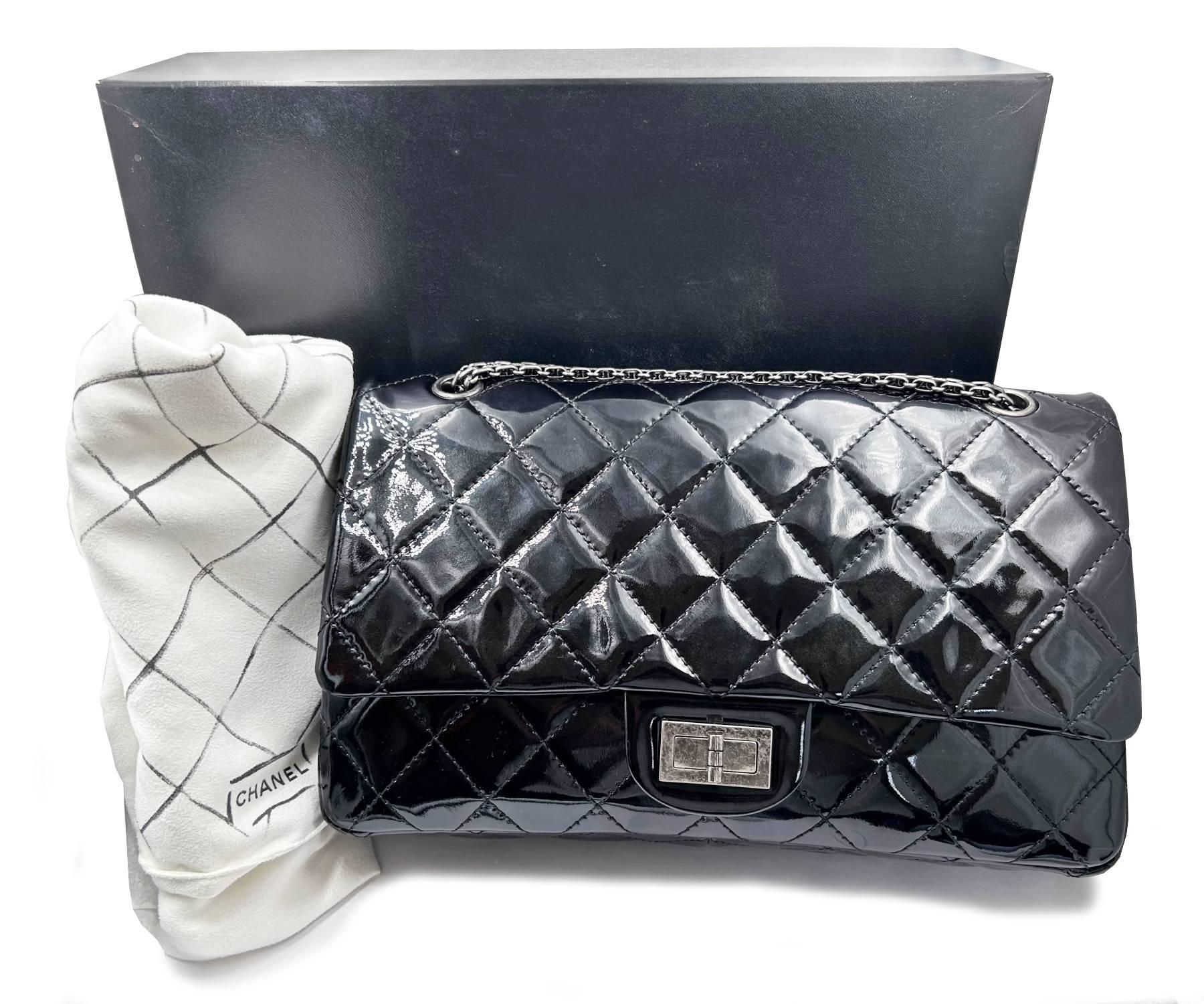 Chanel Black Patent Leather Ruthenium Hardware 2.55 Jumbo Shoulder Bag

*Marked 1455 xxxx
*Made in Italy
*Comes with original box and dustbag
*Ruthenium hardware

-It's approximately 12.25