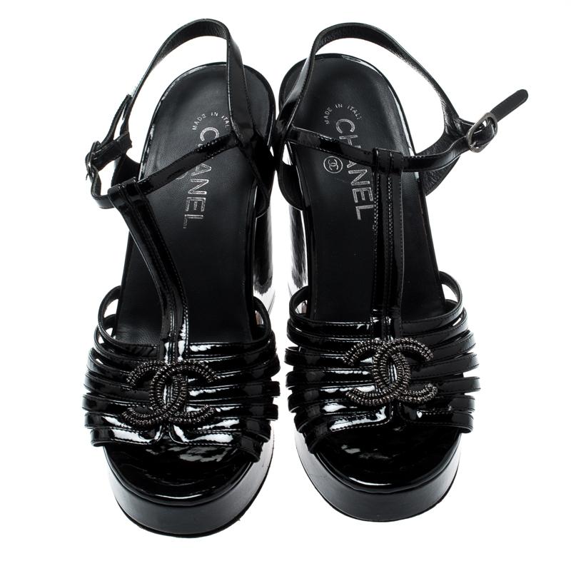 chanel sandals black