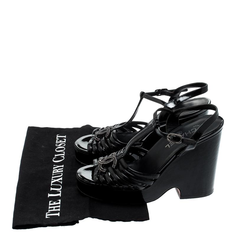 Chanel Black Patent Leather T-Strap CC Logo Wedge Platform Sandals Size 40 3
