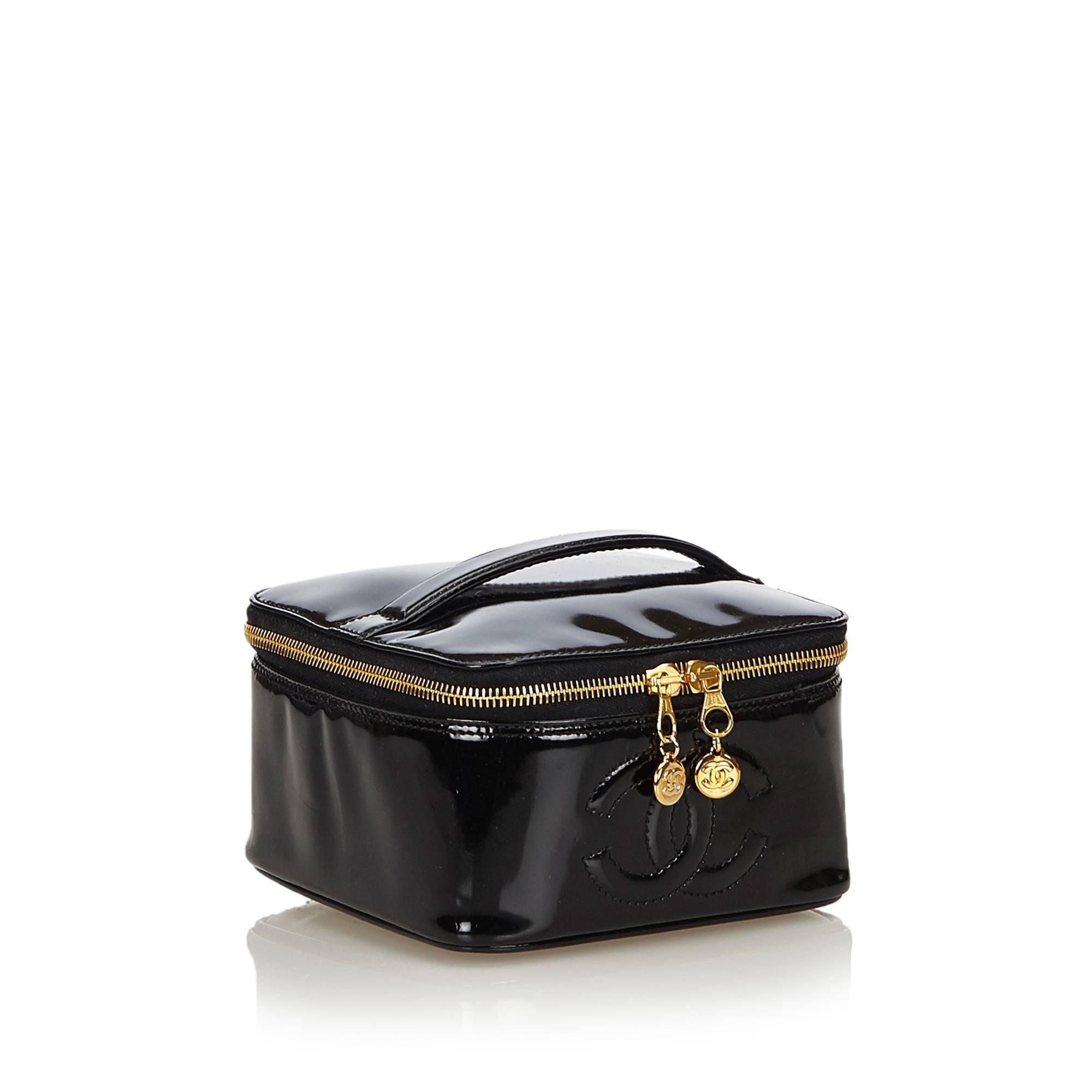 Chanel Black Patent Leather Vanity Bag 4