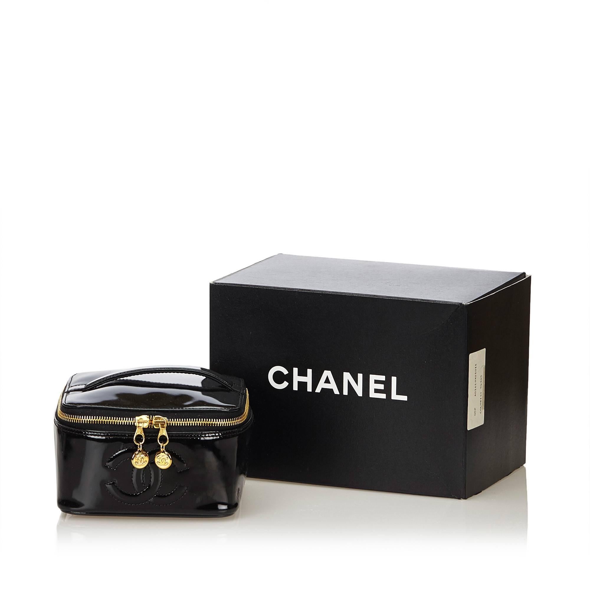 Chanel Black Patent Leather Vanity Bag 5