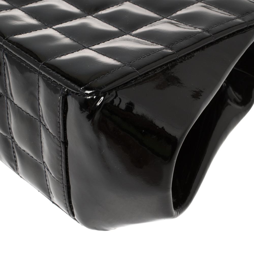 Chanel Black Patent Leather Vintage Chocolate Bar Kisslock Shoulder Bag 6
