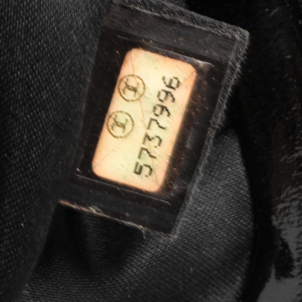 Chanel Black Patent Leather Vintage Chocolate Bar Kisslock Shoulder Bag 3