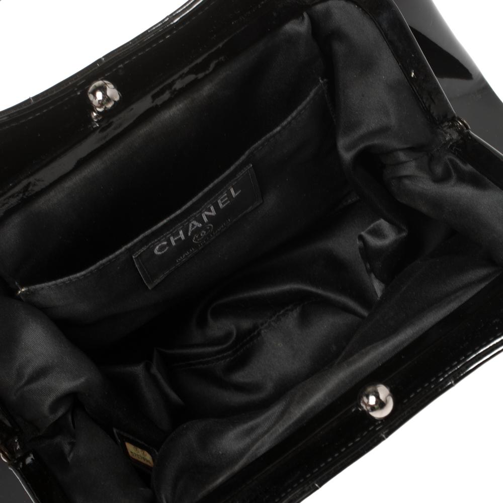 Chanel Black Patent Leather Vintage Chocolate Bar Kisslock Shoulder Bag 5
