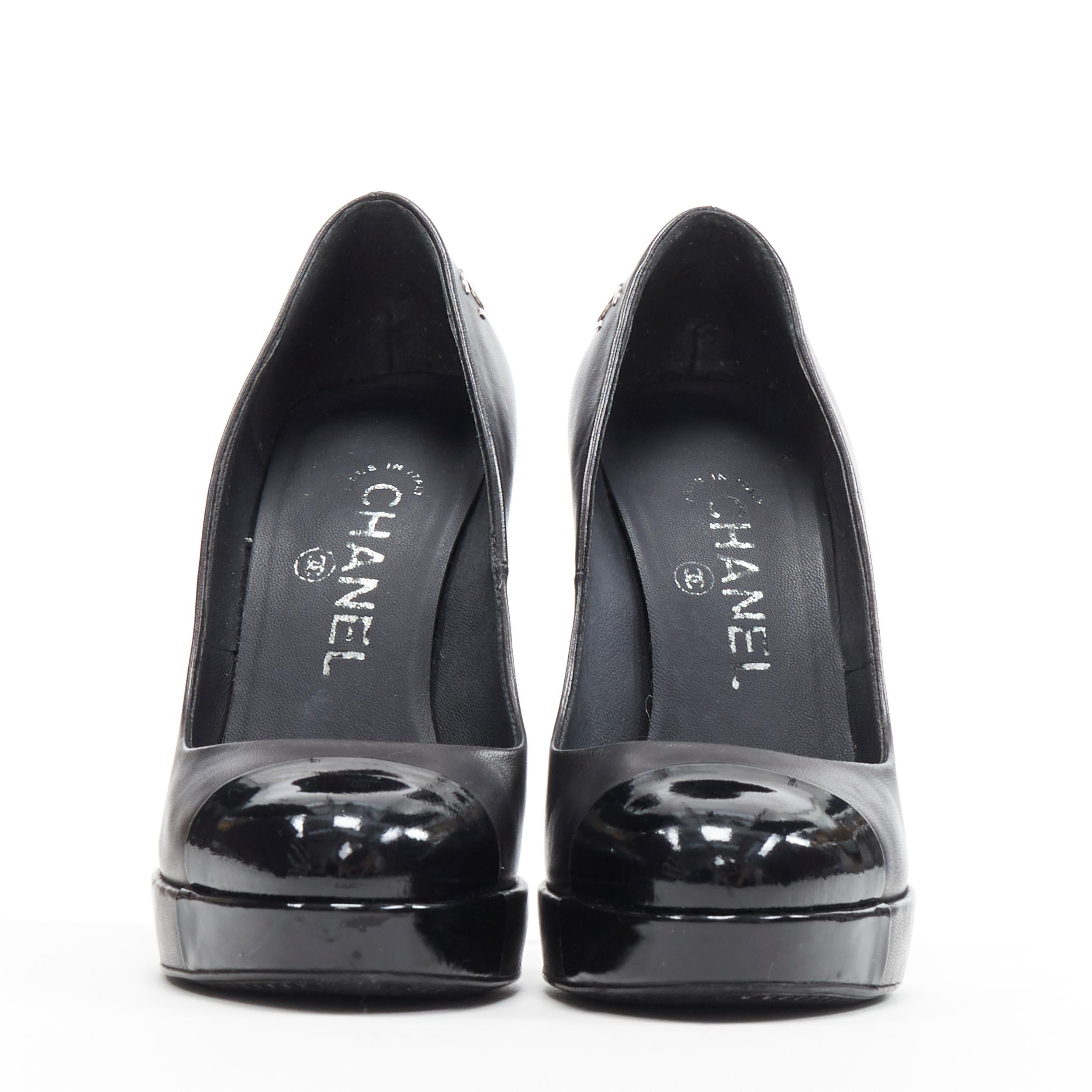 CHANEL black patent toe cap sculpted heel CC logo leather platform pump EU36 In Good Condition In Hong Kong, NT