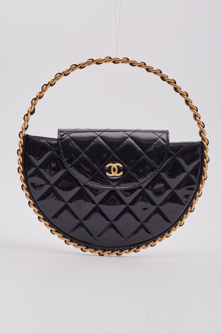 Chanel Black Patent Vernis Leather Bangle Chain Round Bag Medium For Sale at 1stDibs chanel round bag circle chanel bag round chanel bag