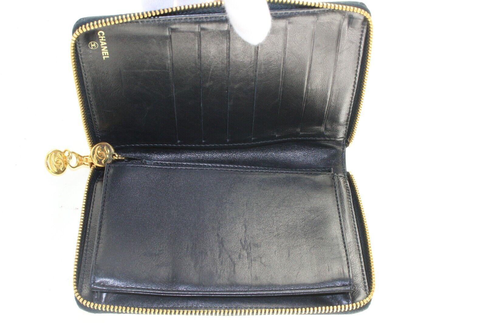 Chanel Black Patent Zip Case Pouch 1CC523K In Good Condition For Sale In Dix hills, NY
