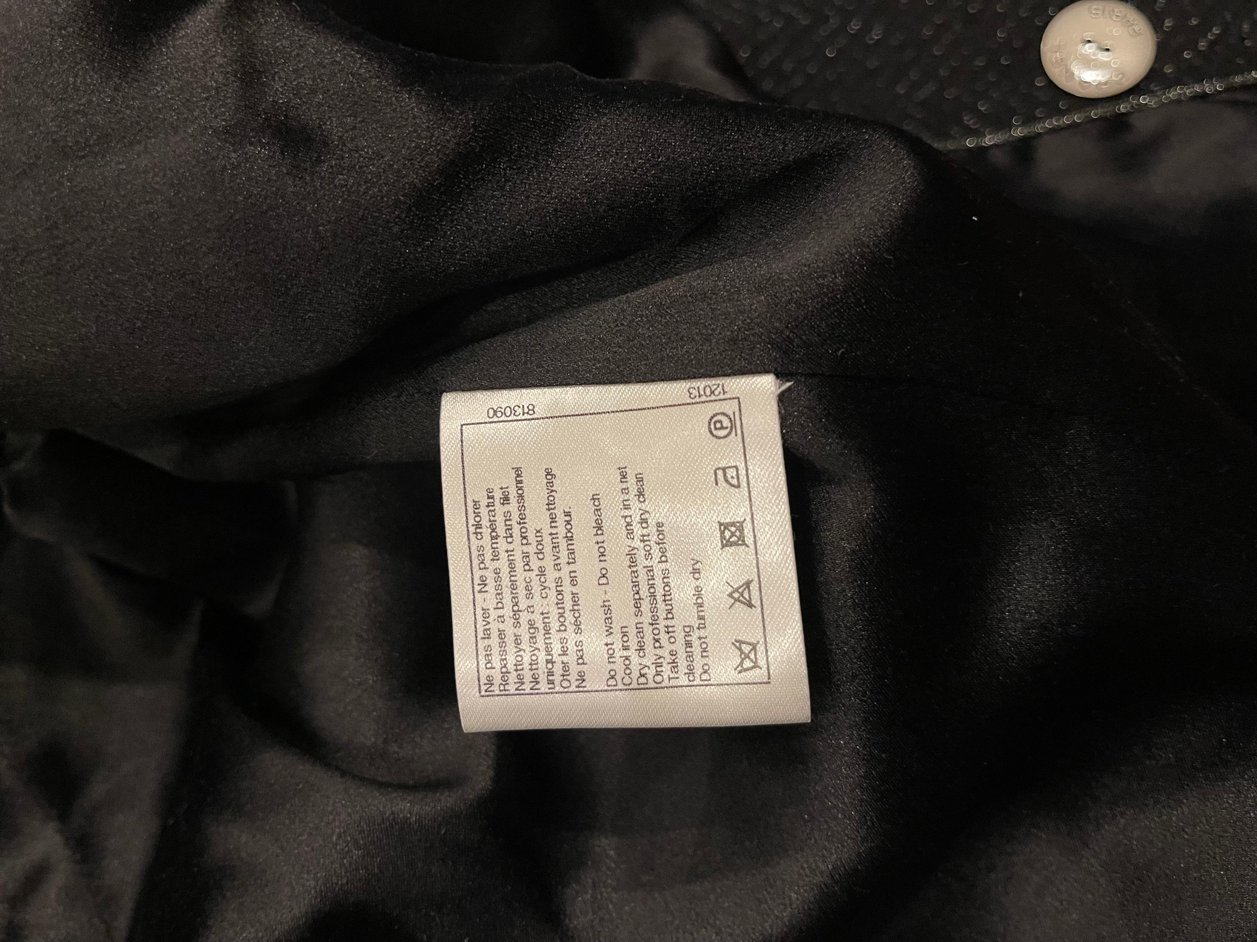 Chanel Black Peacoat CC Buttons *RARE* For Sale 4