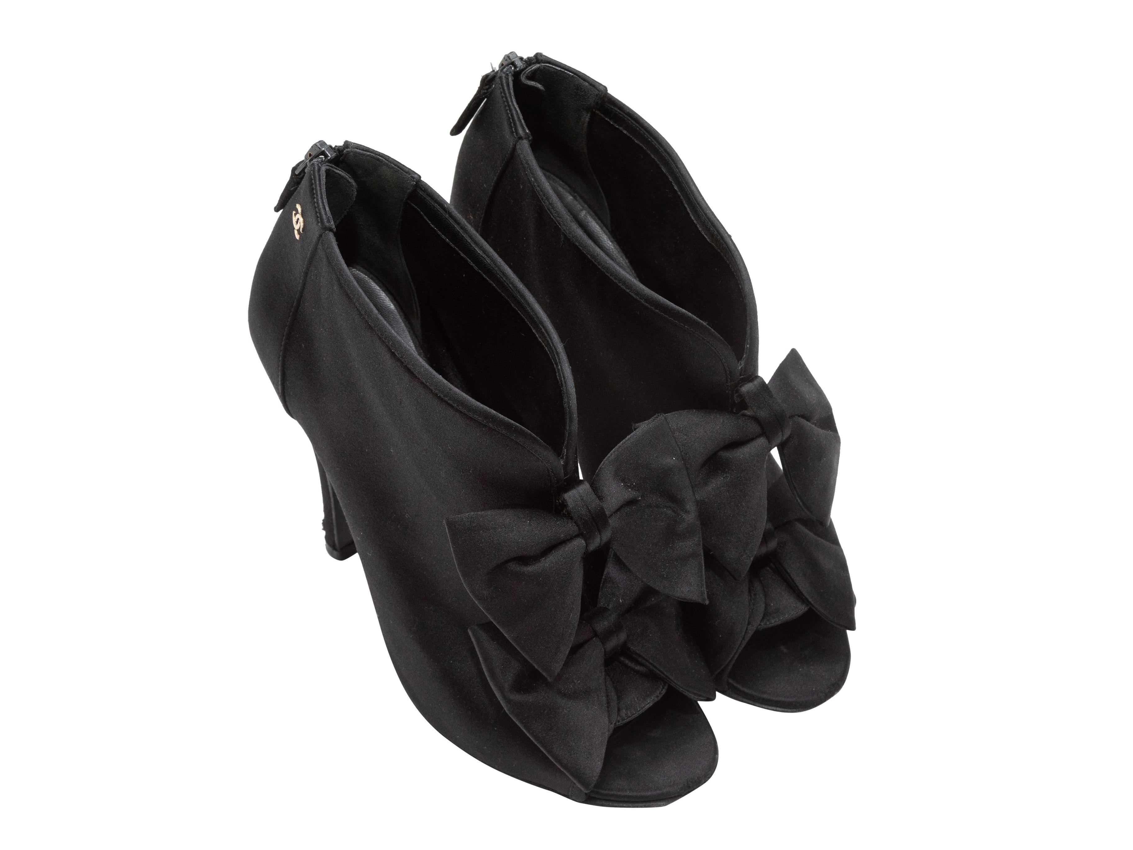 Chanel Black Peep-Toe Bow Booties In Good Condition In New York, NY