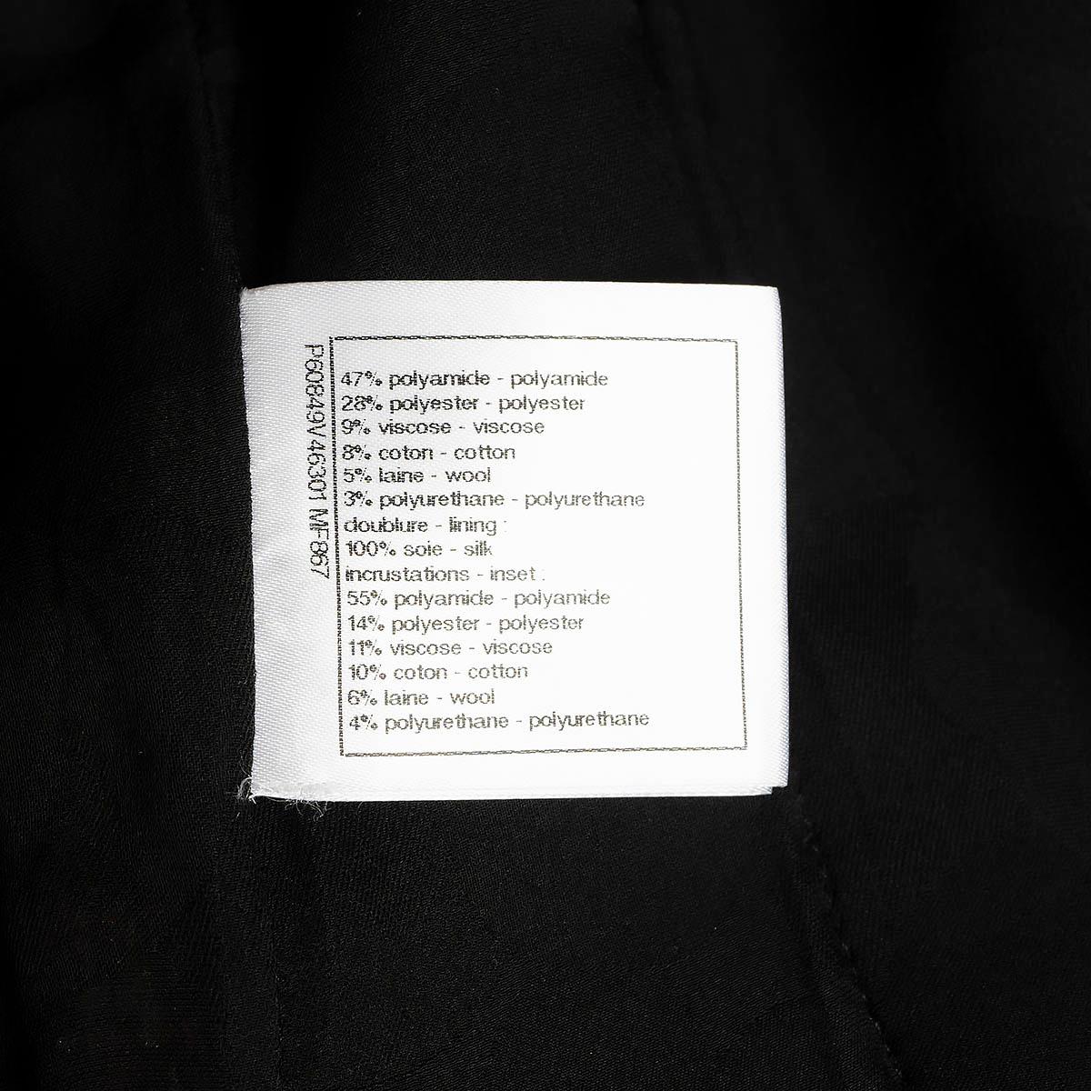 CHANEL noir et rose 2019 19P COLLARLESS BEADED TWEED Jacket 40 M en vente 5