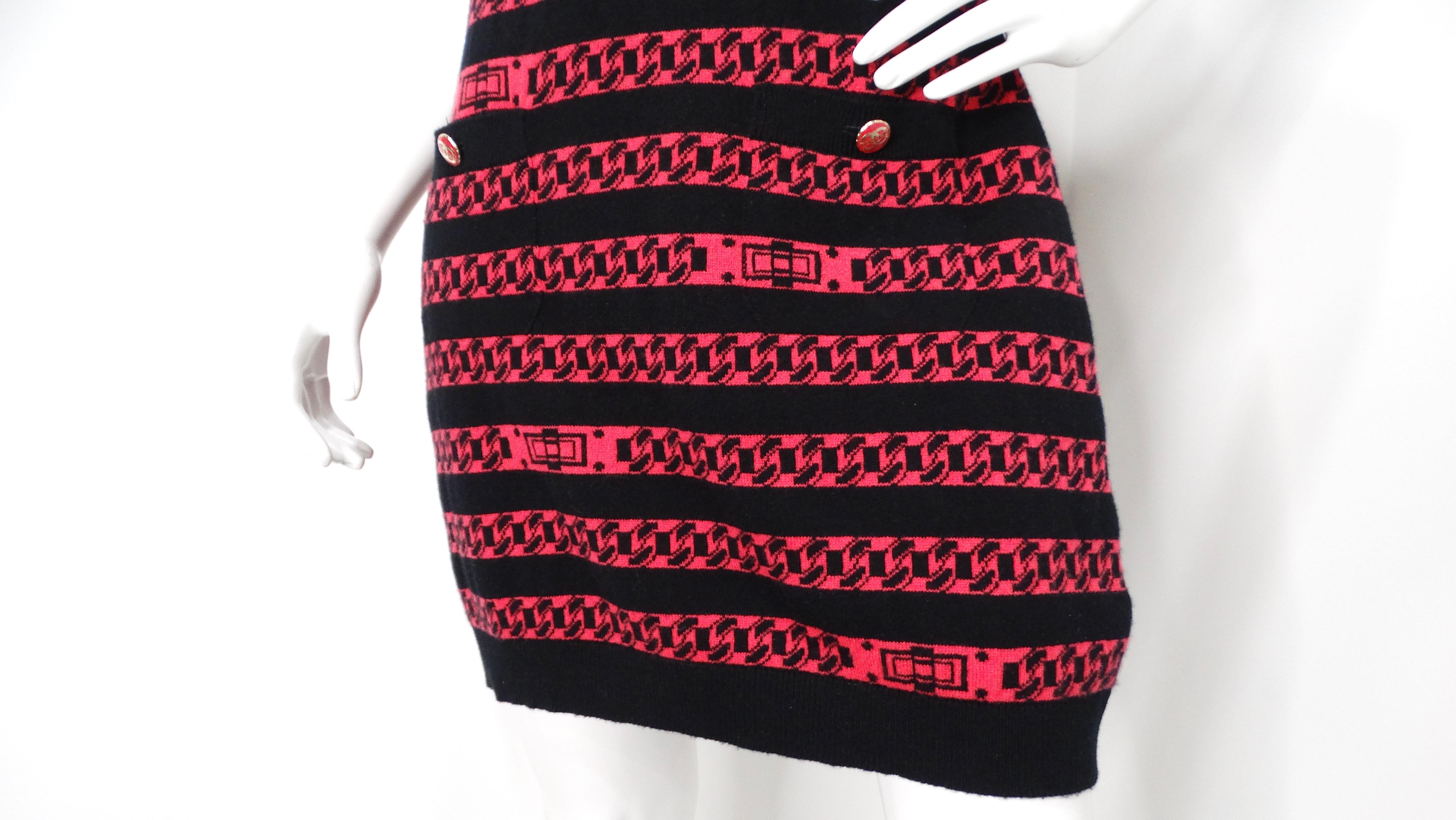 Chanel Black & Pink Chain Link Pattern Cashmere Sleeveless Mini Dress In Good Condition For Sale In Scottsdale, AZ