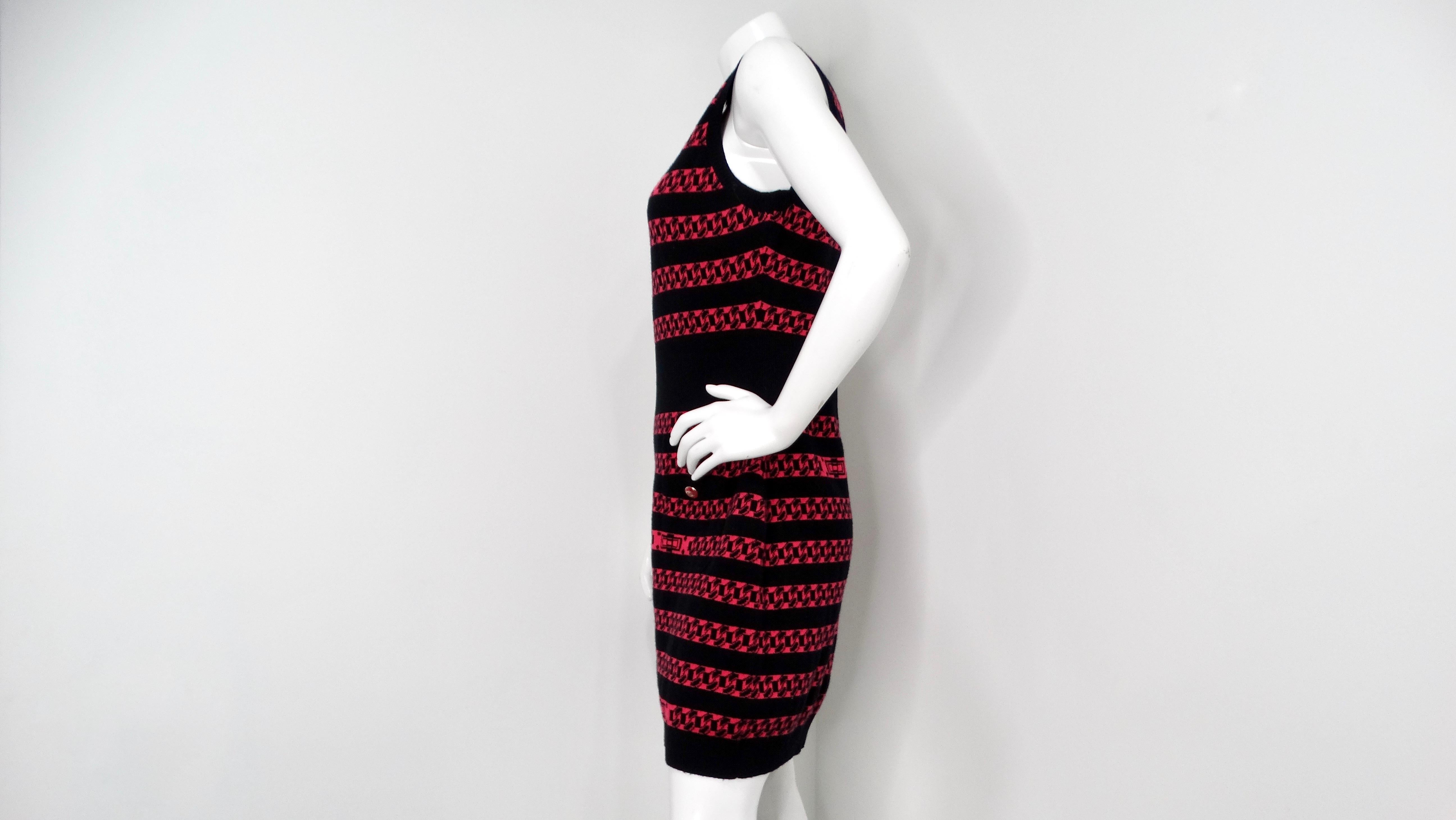 Women's Chanel Black & Pink Chain Link Pattern Cashmere Sleeveless Mini Dress For Sale