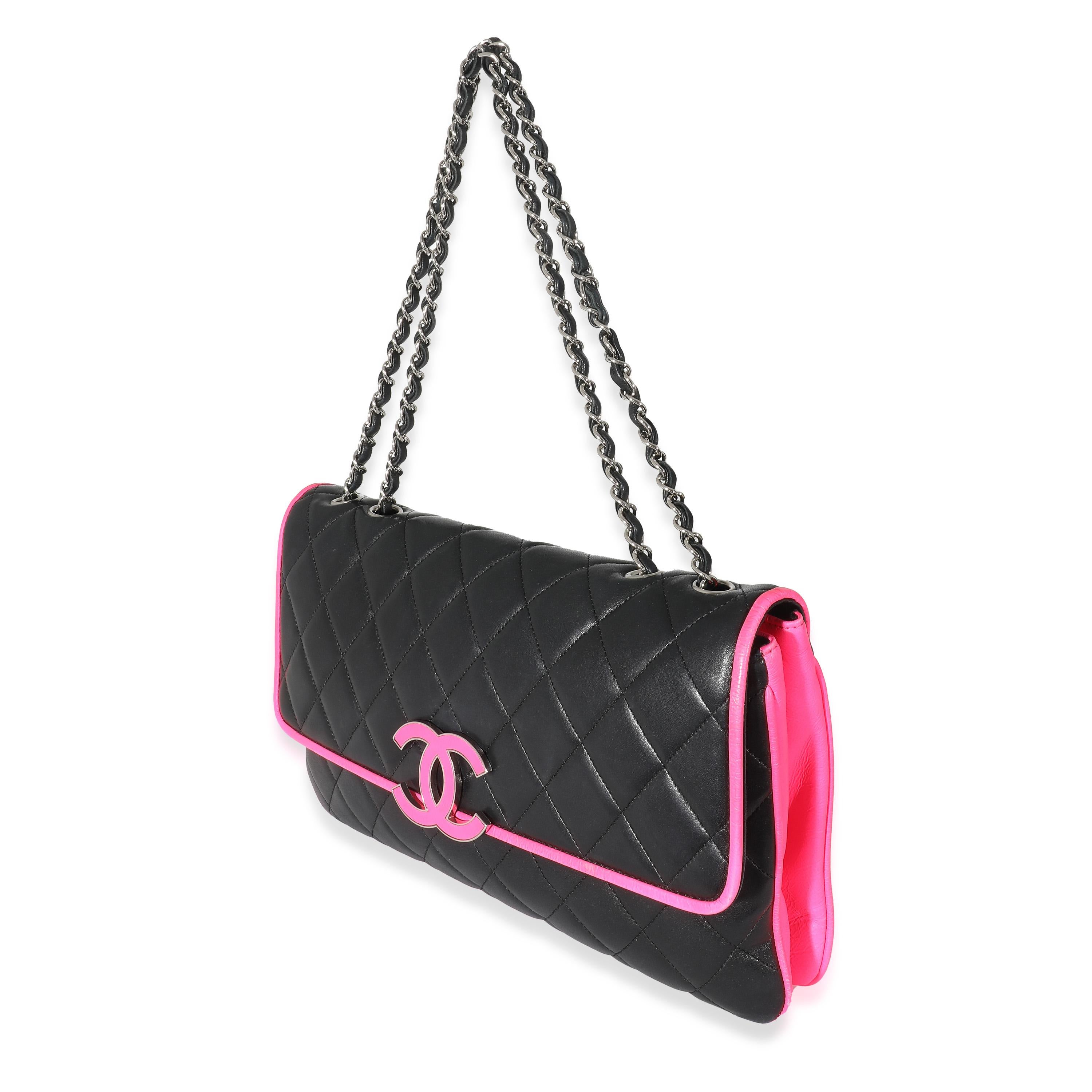 Chanel Black Pink Lambskin Enamel Large Maxi Divine Flap Bag In Excellent Condition In New York, NY