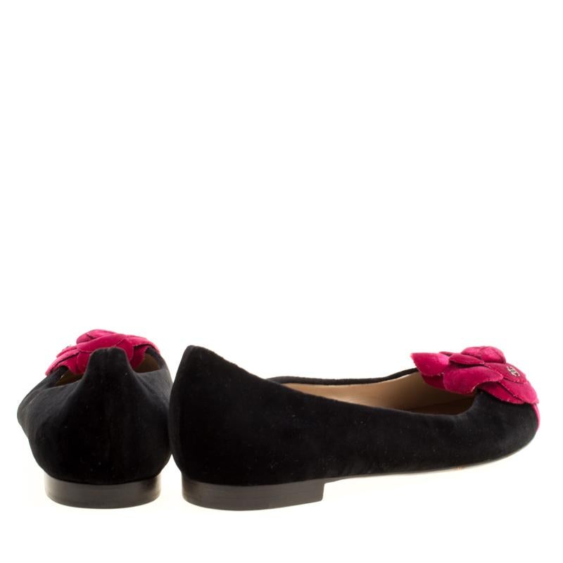 Chanel Black/Pink Velvet CC Camelia Flower Ballet Flats Size 36.5 (Schwarz)