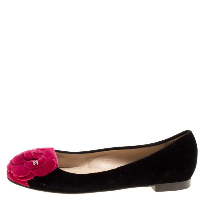 Chanel Black/Pink Velvet CC Camelia Flower Ballet Flats Size 36.5 Damen