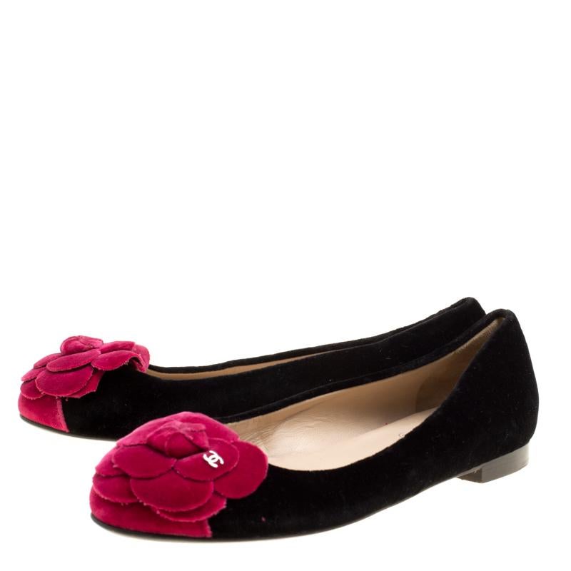 Chanel Black/Pink Velvet CC Camelia Flower Ballet Flats Size 36.5 2