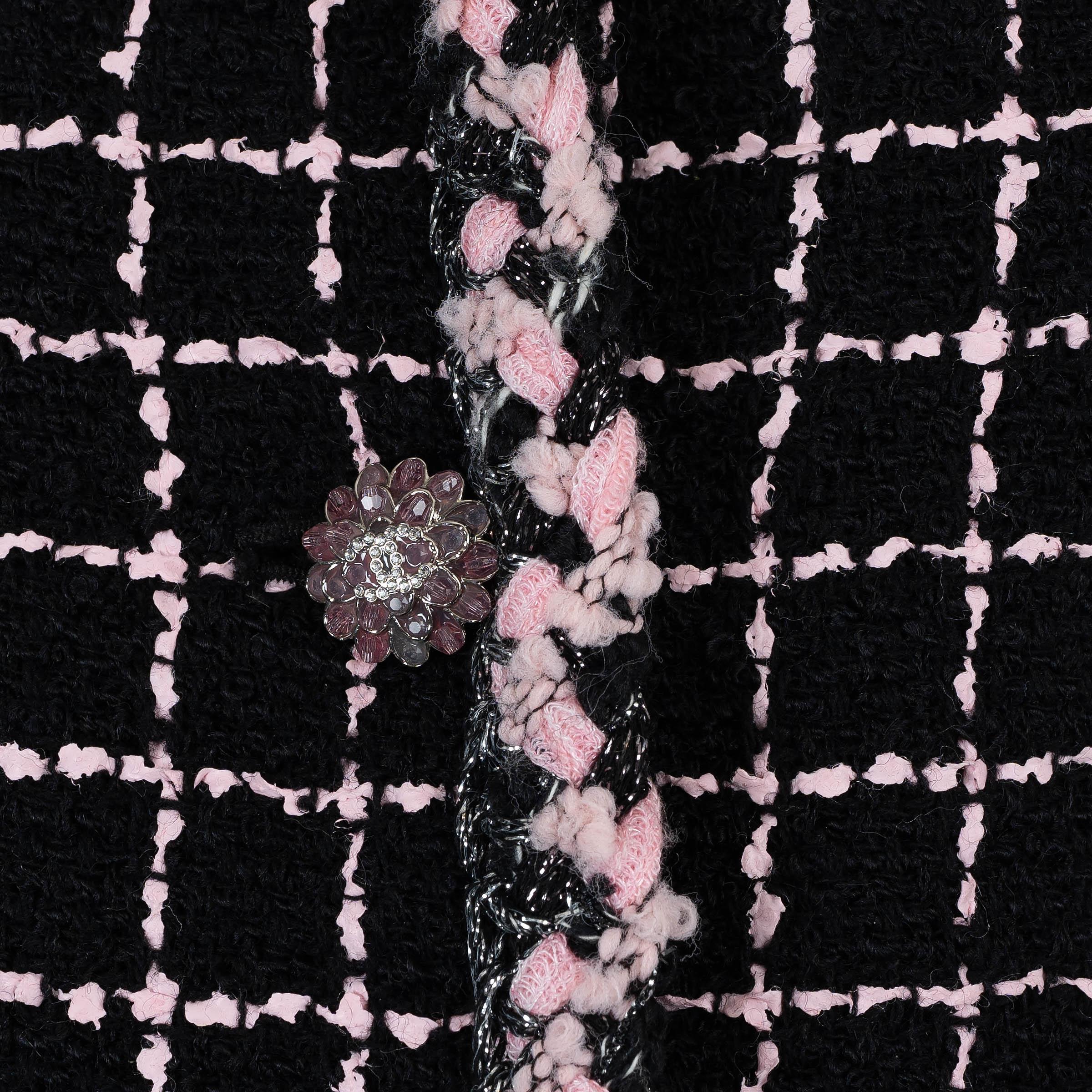 CHANEL negro y rosa mezcla de lana 23K TWEED Chaqueta 44 L en venta 1