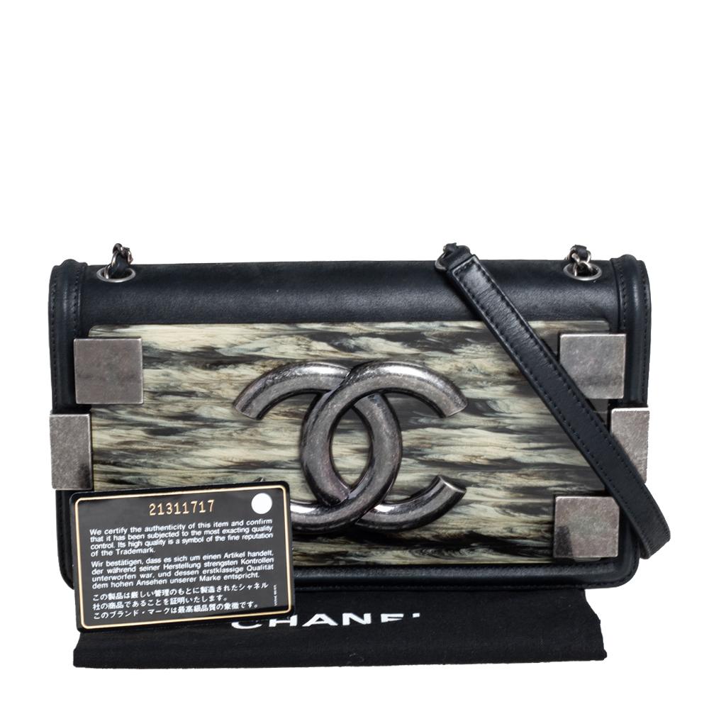 Chanel Black Plexiglass And Iridescent Leather East/West Boy Brick Flap Bag 8
