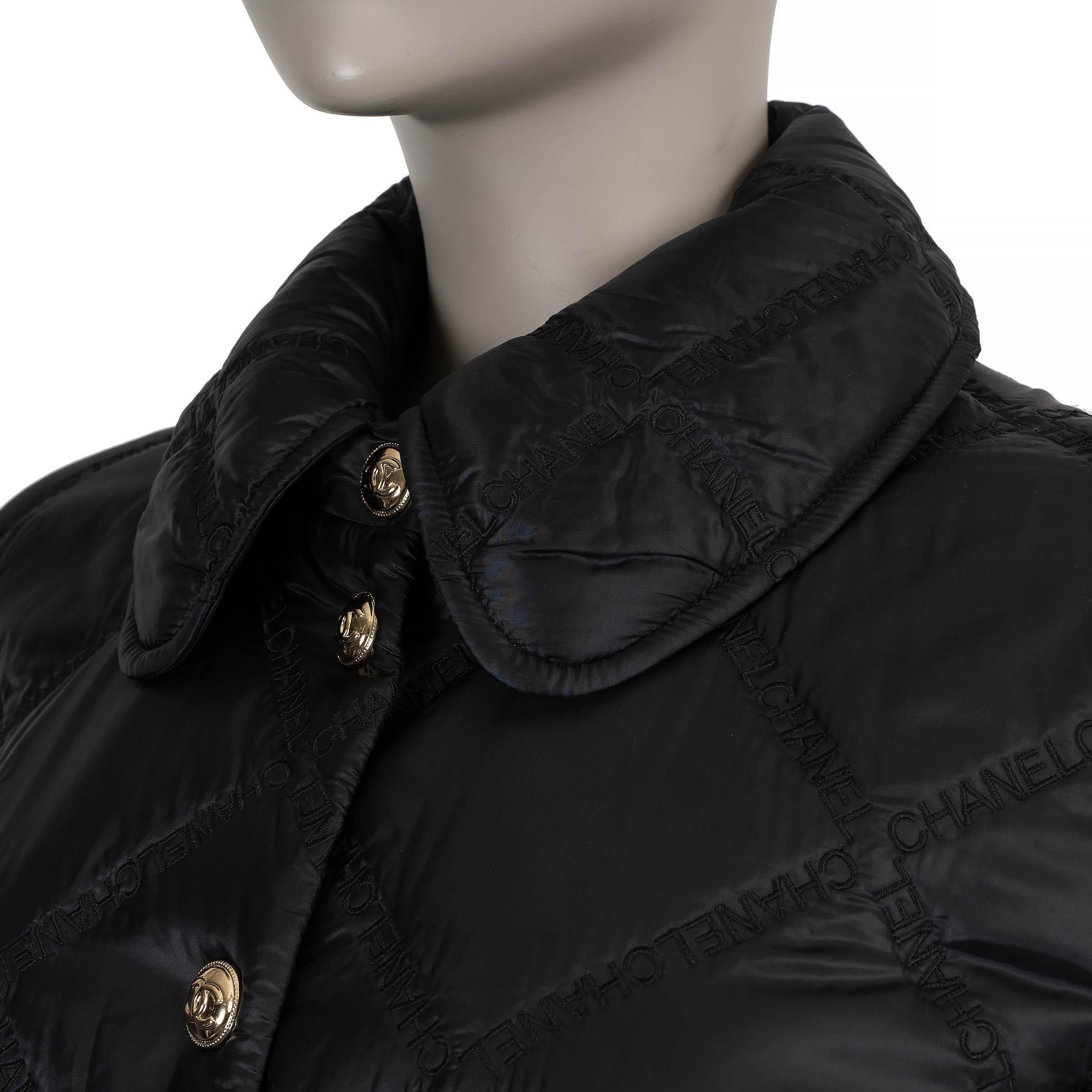 CHANEL noir polyamide 20K LOGO QUILTED PUFFER Veste 40 M en vente 1