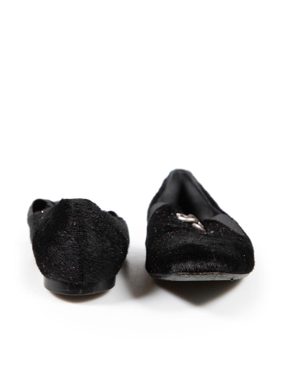 Noir Chanel - Mocassins à paillettes CC en poils de poney noirs, taille IT 38,5 en vente
