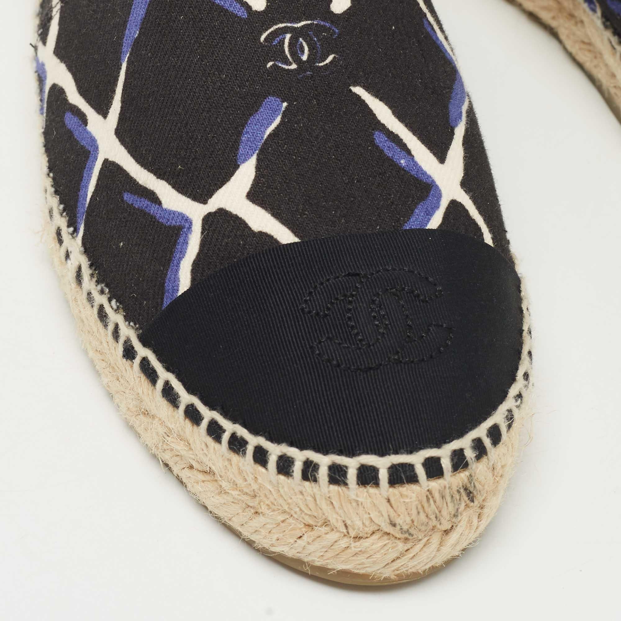 Chanel Black Printed Canvas CC Espadrille Flats Size 38 4