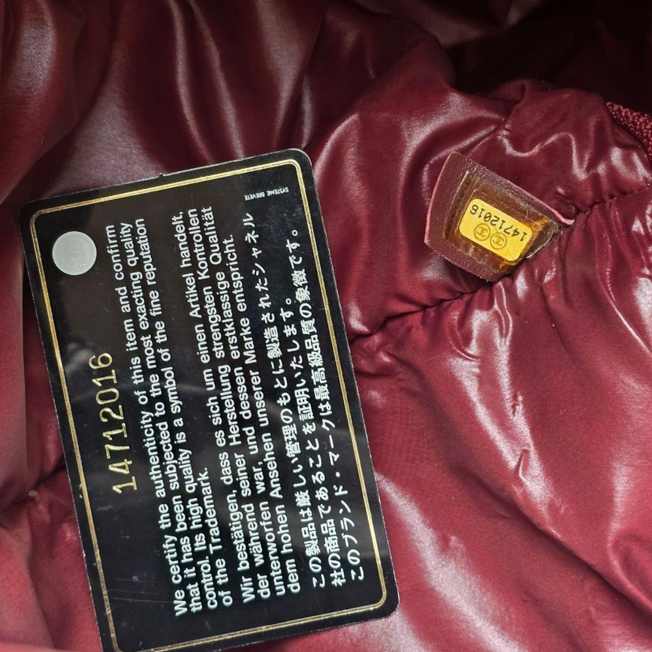 Chanel Schwarzes gepolstertes Cocoon 40 Rollendes Reisegepäck im Angebot 12