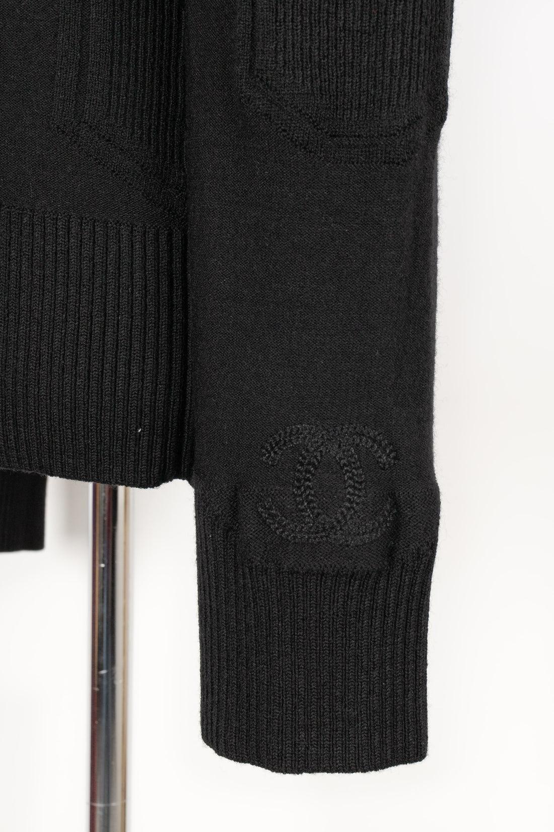 Chanel Schwarzer Rollkragenpullover aus schwarzer Wolle  im Angebot 1