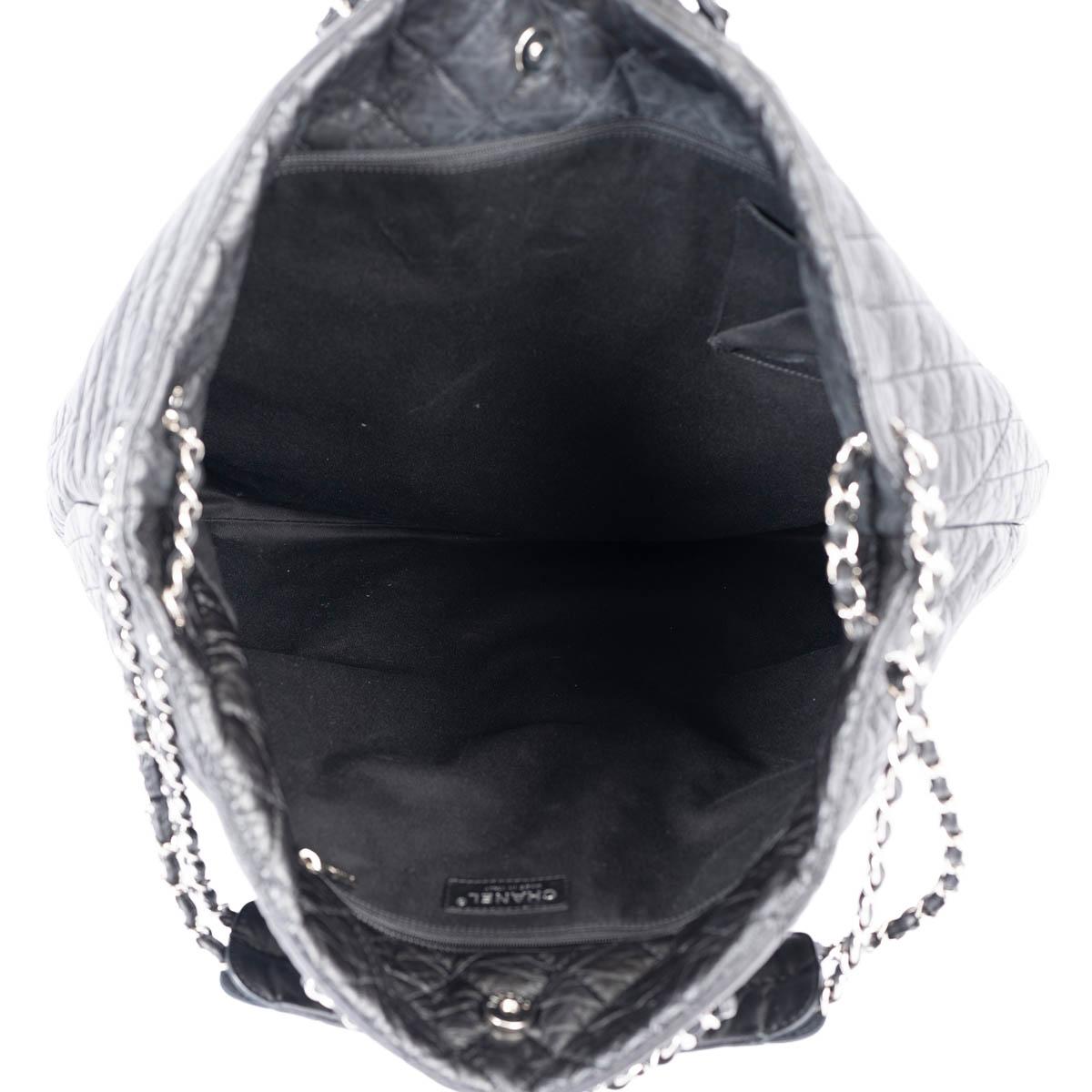 CHANEL black quilted aged calf leather 2010 KARL CABAS Tote Bag 2