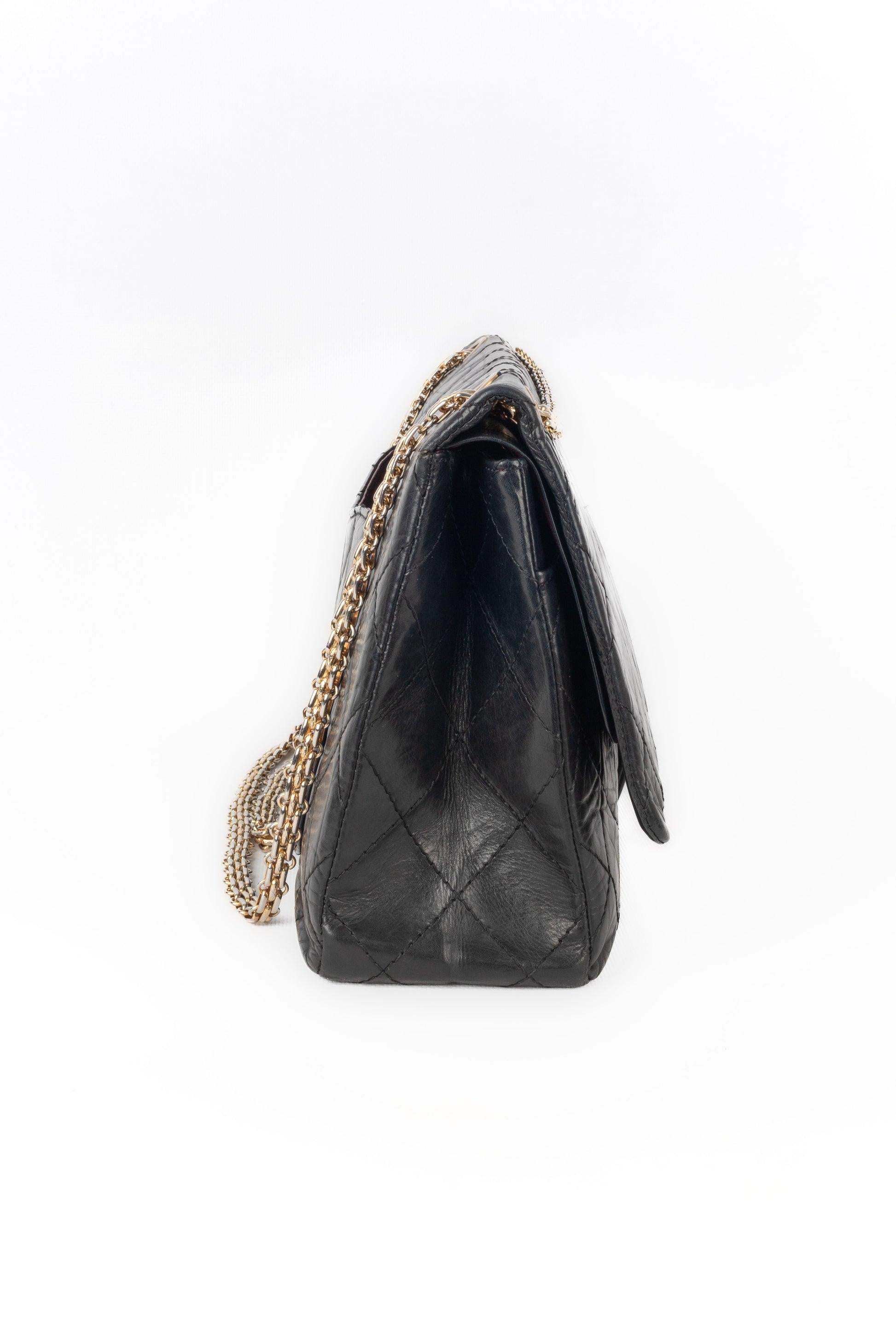 De las mujeres Bolso Chanel negro acolchado de piel de becerro envejecida 2.55, 2005 en venta