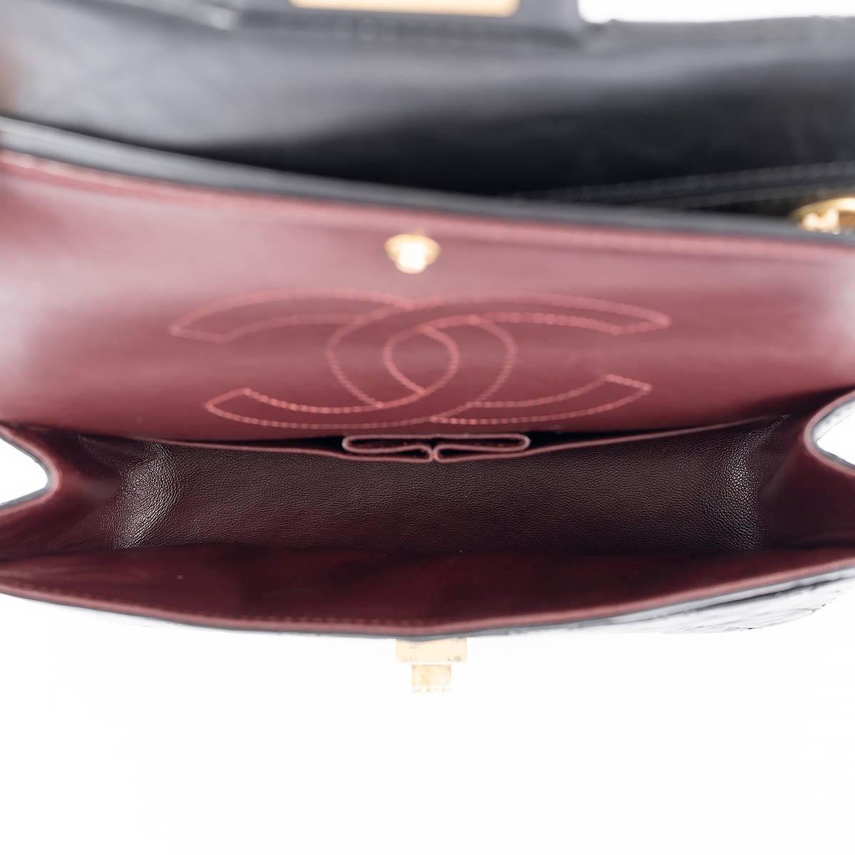 Black CHANEL black quilted aged leather 2.55 REISSUE 225 MEDIUM Shoulder Bag For Sale