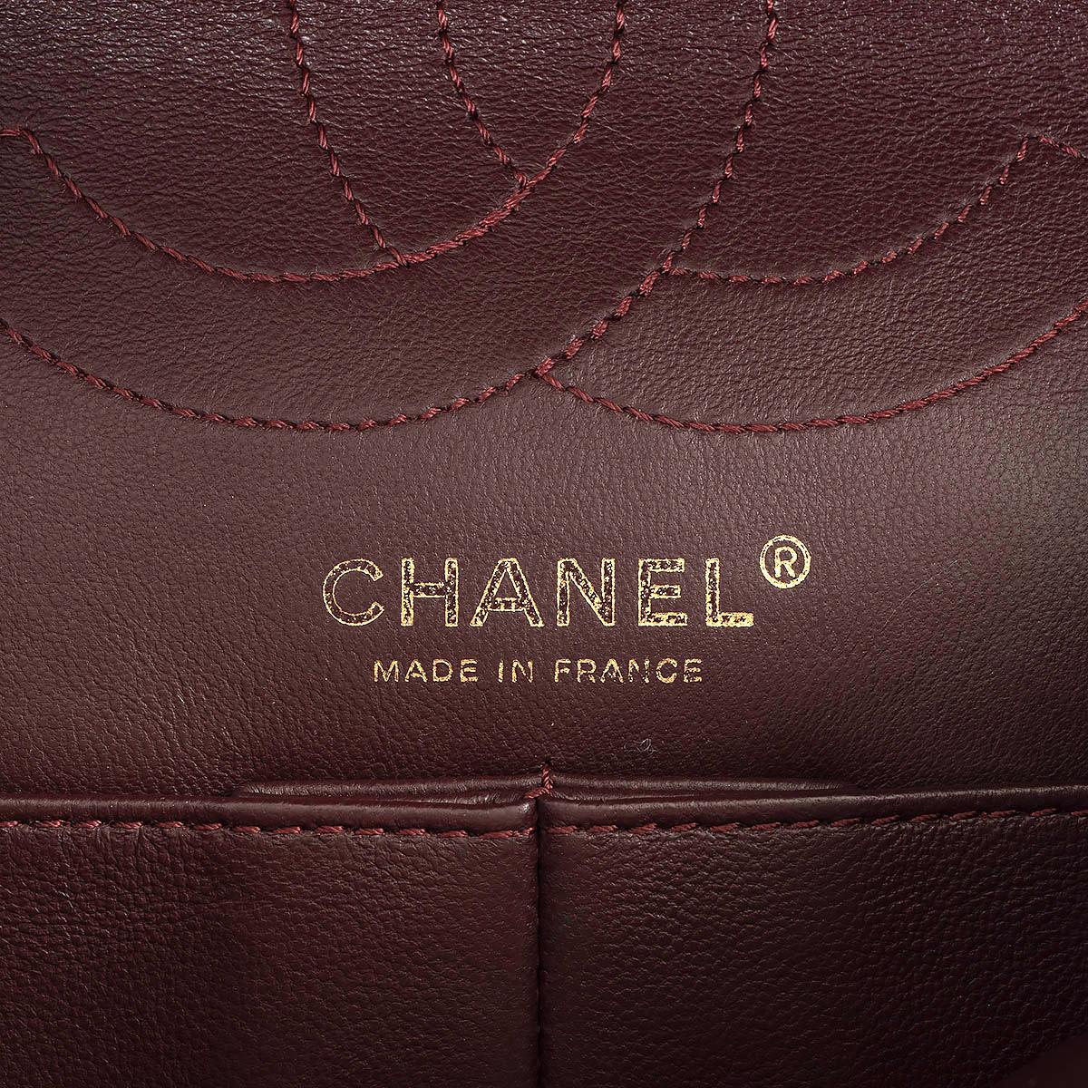 CHANEL black quilted aged leather 2.55 REISSUE 225 MEDIUM Shoulder Bag For Sale 3