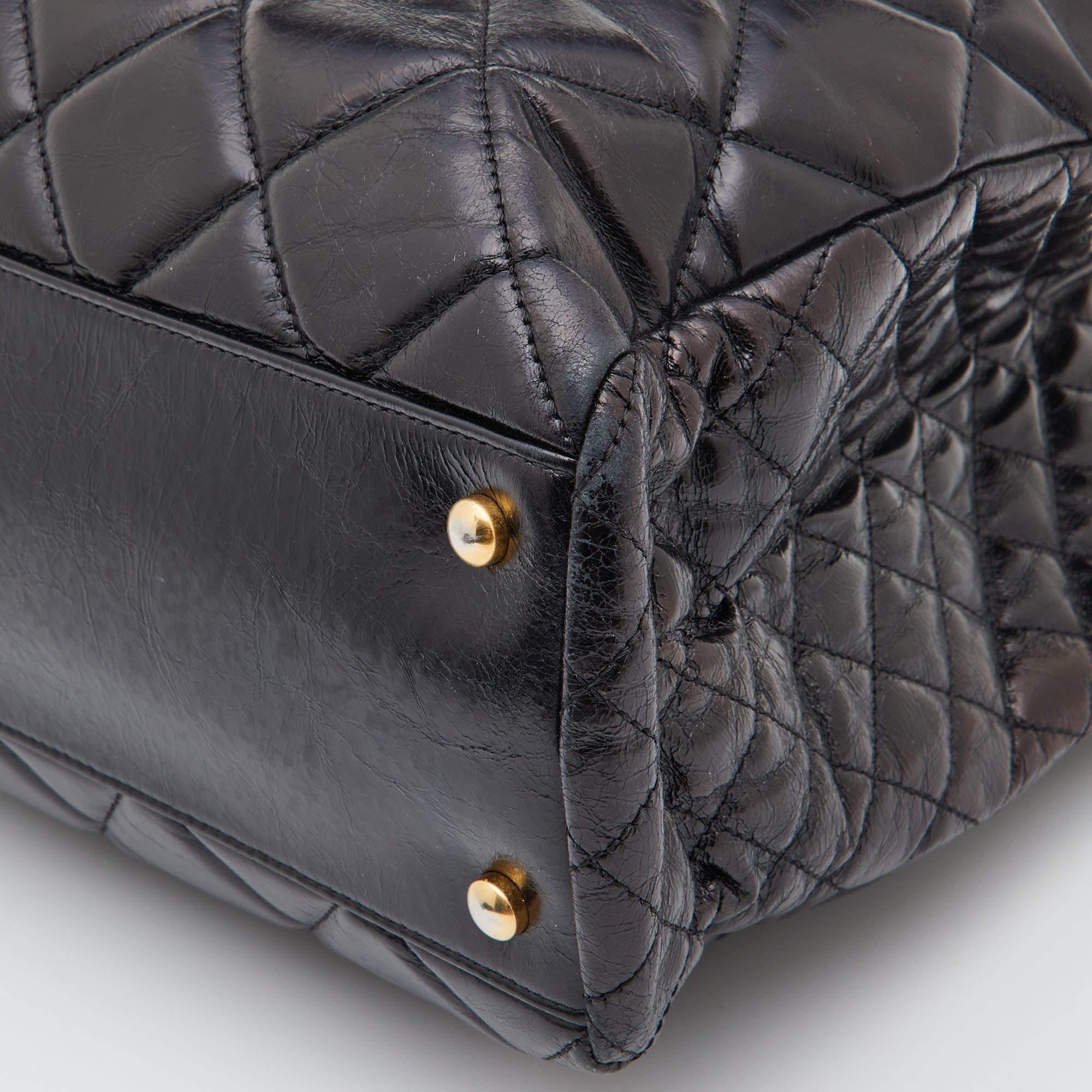 Chanel Black Quilted Aged Leather CC Chain Tote 8